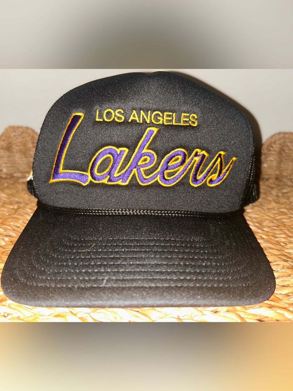 Mitchell & Ness Los Angeles Lakers Black Script Sidepatch Trucker Hat